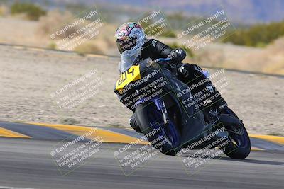 media/Dec-17-2022-SoCal Trackdays (Sat) [[224abd9271]]/Turn 7 Set 2 (1140am)/